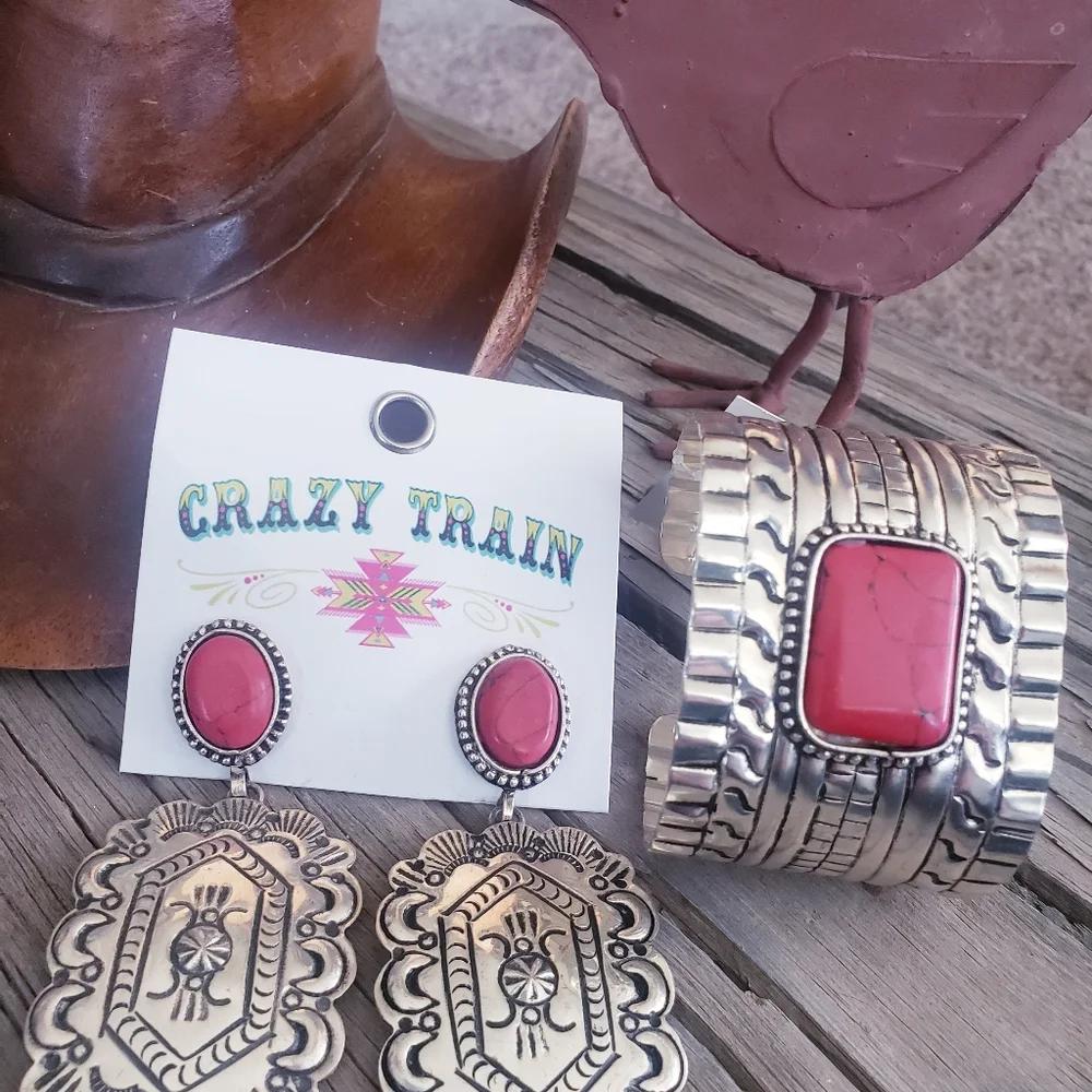 Red Ranger Earrings Only - Picture 3 of 4